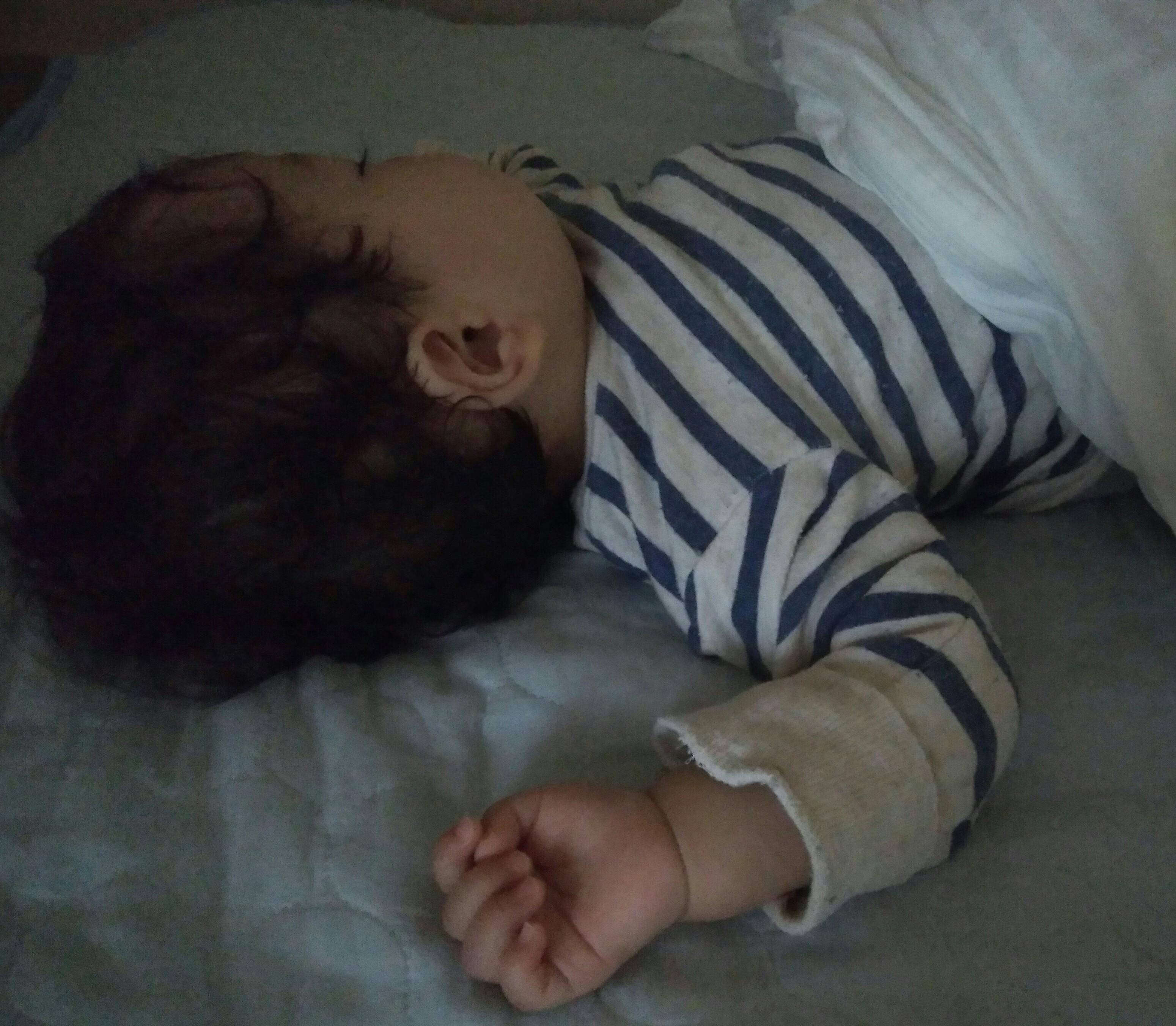 0歳から1歳4か月頃の子どもの寝かしつけ方